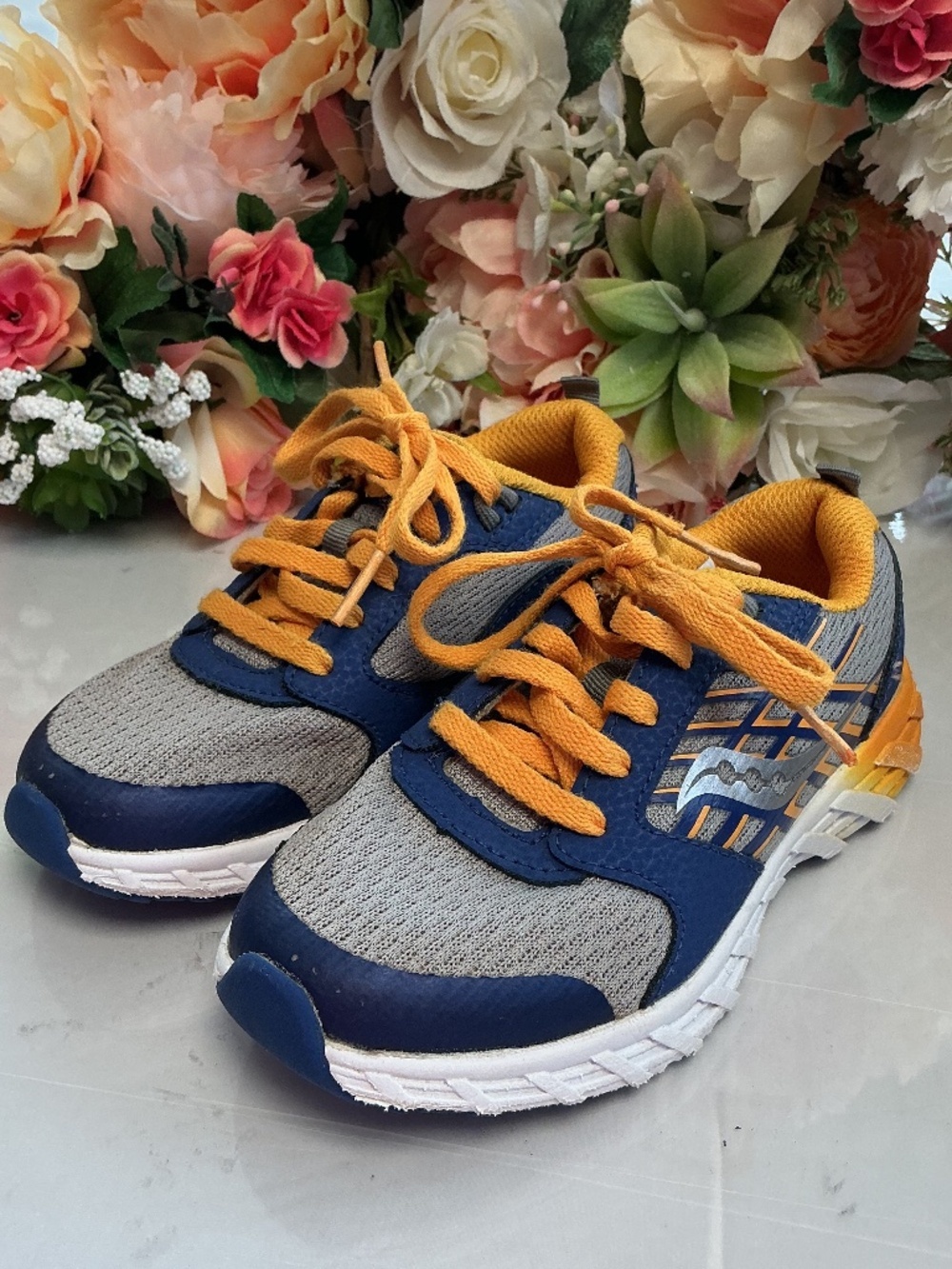 Saucony Wind 2.0 LTT Kids Running Shoes Grey Navy Orange Wide 11.5W Lace Up